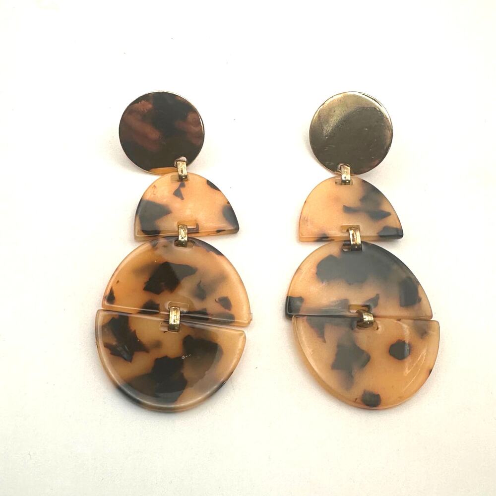Sugarfix Tortoise Statement Earring Dangle Drop Lightweight Costume Jewelry